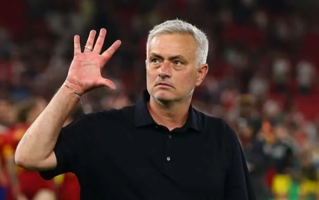 Mourinyu ilə bağlı nə qərar verildi? 