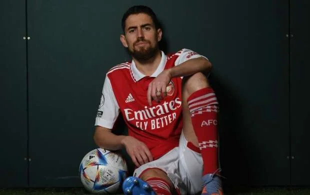 "Arsenal" Jorjinyonu aldığına peşmandır 