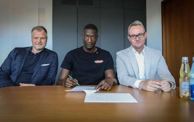 Bundesliqa klubundan 9 milyon avroluq transfer 