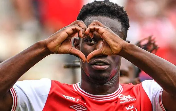 "İnter" "Arsenal"ın hücumçusuna elçi düşüb 