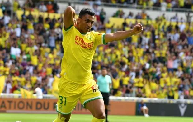 “Qalatasaray” onu Fransa klubuna satdı 