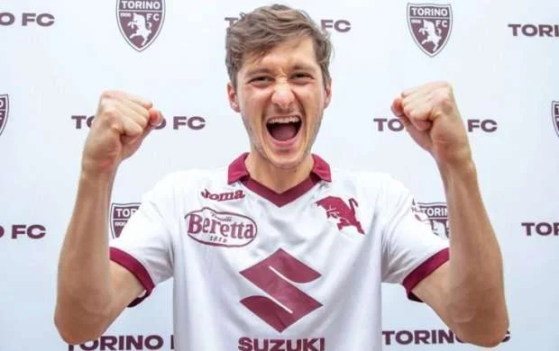 "Torino" rusu bu qiymətə istəyir, klubu razılaşmır 