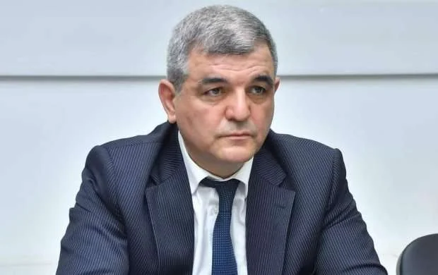 Fazil Mustafa millimizi tənqid etdi: "Ruhsuz, iradəsiz komanda" 