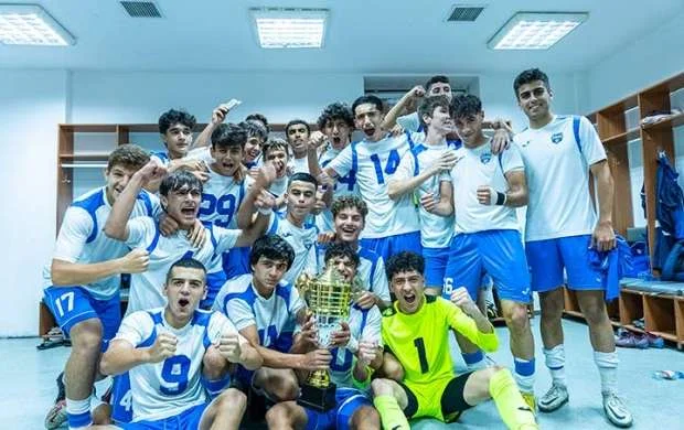 “Sabah”ın daha bir komandası çempion oldu 