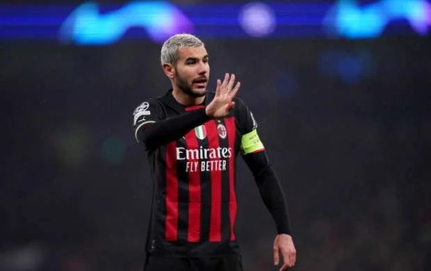 "Atletiko" "Milan"ın futbolçusuna elçi düşüb 