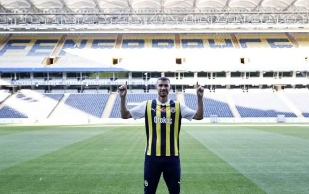 “İnter”in hücumçusu rəsmən “Fənərbağça”da 