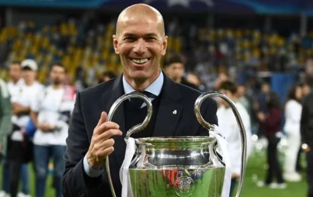 "Bellingem "Real"da oynamağa hazırdır" - Zidan 