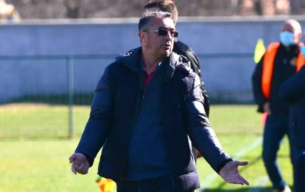 Rəşad Sadıqov özünə yeni köməkçi gətirdi 