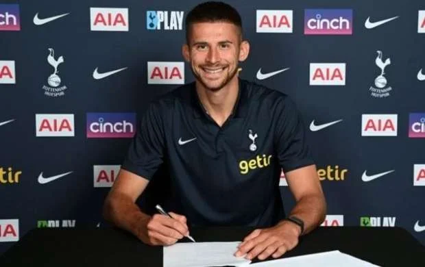 "Tottenhem"də yeni qapıçı 