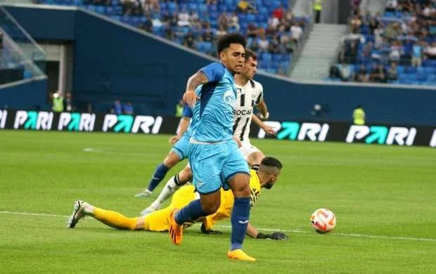 “Neftçi” “Zenit”lə bacarmadı 