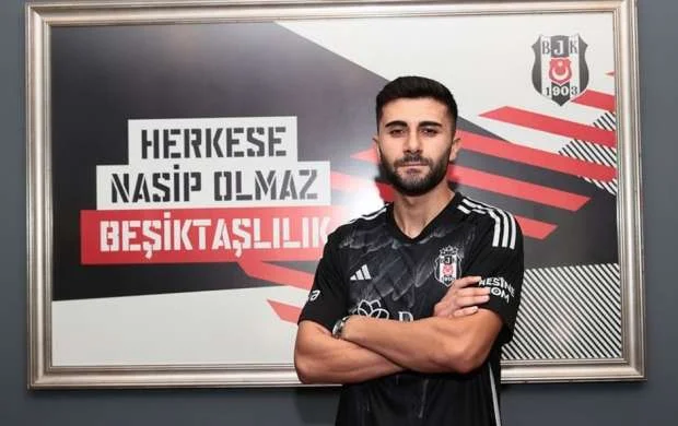 "Beşiktaş"da ilk transfer və yeni məşqçi 