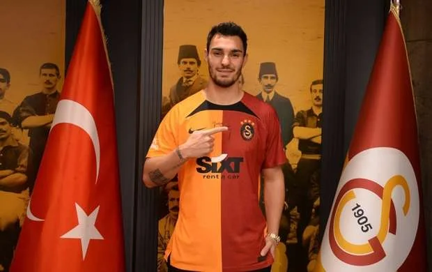 "Qalatasaray" onun transfer hüquqlarını da aldı 