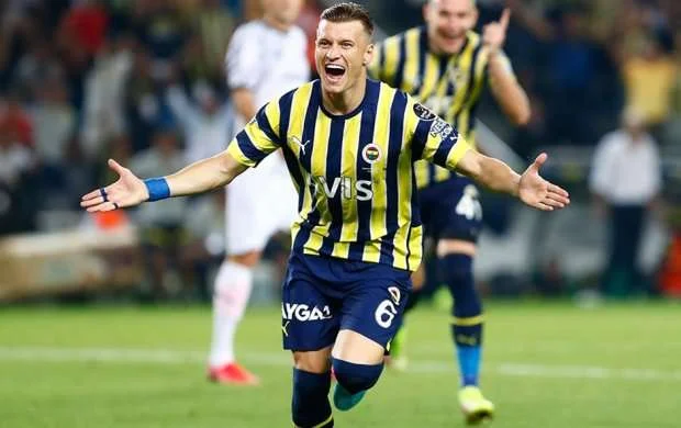 “Fənərbaxça” onlarla vidalaşdı 