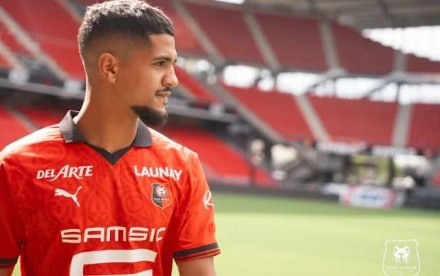“Renn”dən 15 milyonluq transfer 