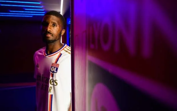 Fransa klubu bu iki futbolçu üçün 9 milyon avro ödədi 