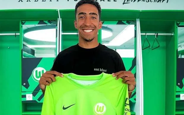 Bundesliqa klubunda 8 milyon avroluq hücumçu 