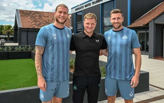 Premyer Liqa klubundan Karius və Dammetlə yeni müqavilə 