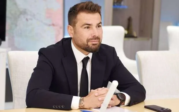 Adrian Mutu "Neftçi"də - RƏSMİ 