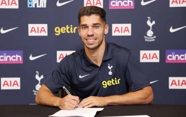 İsrailli futbolçu rəsmən "Tottenhem"də 