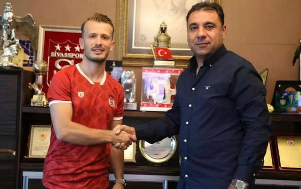 “Trabzonspor”dan “Sivasspor”a 