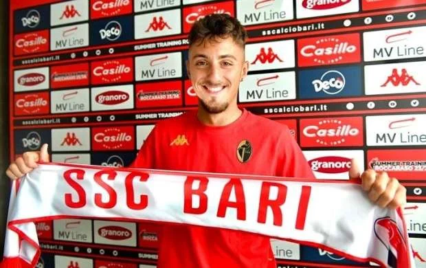 “Milan” hücumçusunu yenə icarəyə göndərdi 