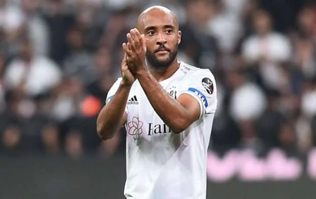 "Beşiktaş"dan ayrıldı 