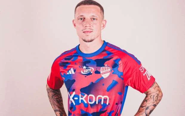 “Qarabağ”ın rəqibi Almaniya klubundan yarımmüdafiəçi transfer etdi 
