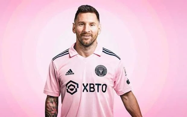 Messi "İnter Mayami"də debütünü möhtəşəm qolla qeyd etdi - VİDEO 