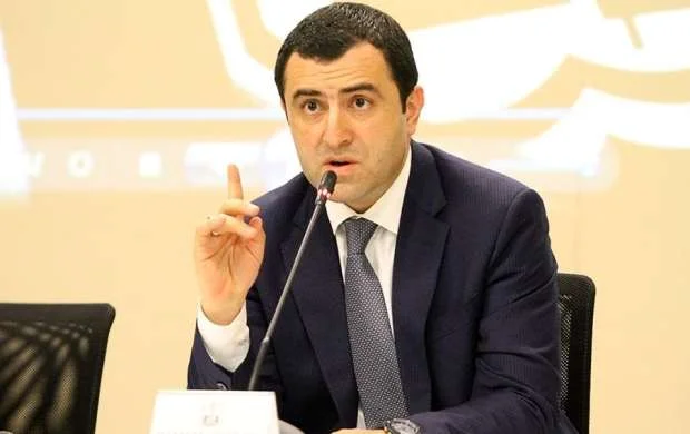 "Neftçi" Kamran Quliyevlə yollarını ayırdı 