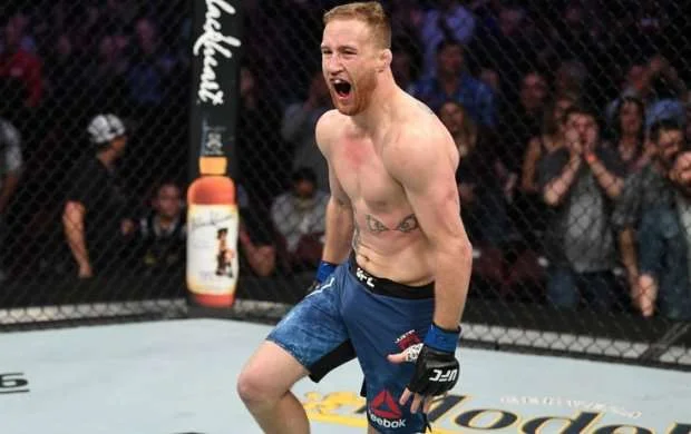 Qetji UFC 291 turnirinin əsas döyüşünü nokautla qazandı 