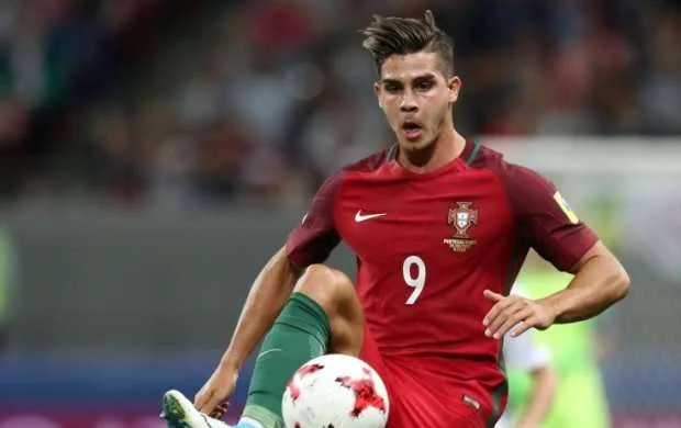 Andre Silva Almaniyanı İspaniyaya dəyişir 