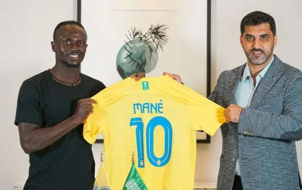 Sadio Mane rəsmən "Əl-Nəsr"də 