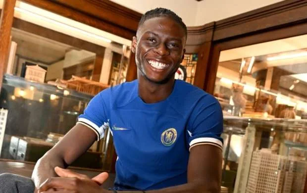 “Çelsi”dən 27 milyonluq transfer 