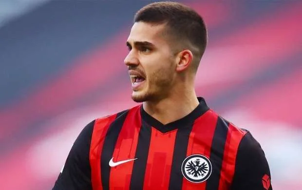 Portuqaliyalı forvard Bundesliqanı La Liqaya dəyişdi 