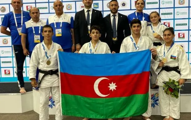 Azərbaycan cüdoçularından Belarusda 3 qızıl, 2 bürünc medal 