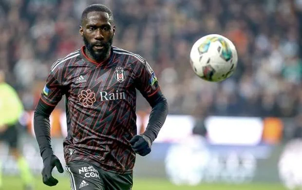 "Beşiktaş"ın cəzalı futbolçusu "Neftçi"yə qarşı oynaya biləcək 