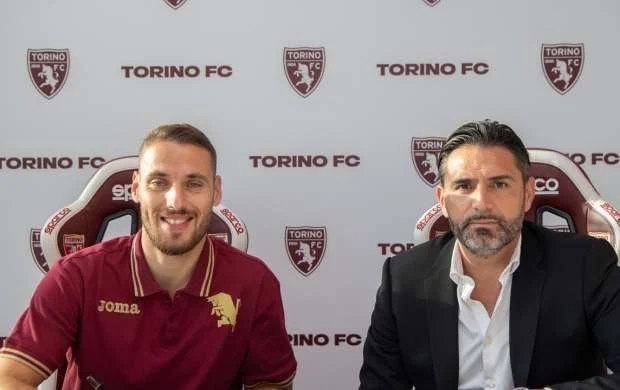 Xorvat futbolçu üçün 12,8 milyon avro ödədilər 