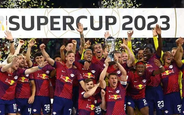 “Leypsiq” “Bayern”i darmadağın edib, super kuboka sahib çıxdı 