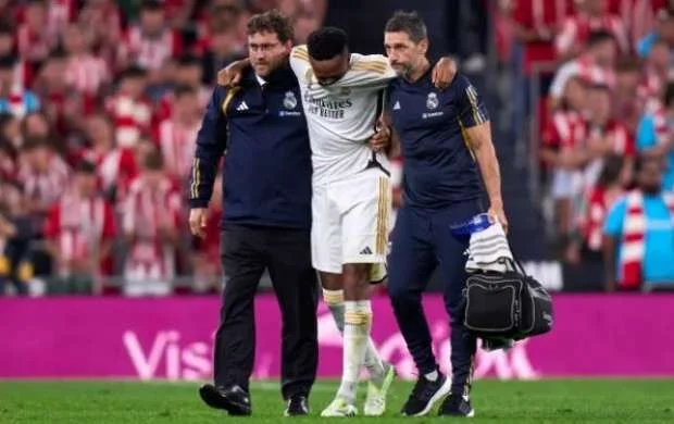 "Real"ın daha bir futbolçusu uzun müddətə sıradan çıxdı 