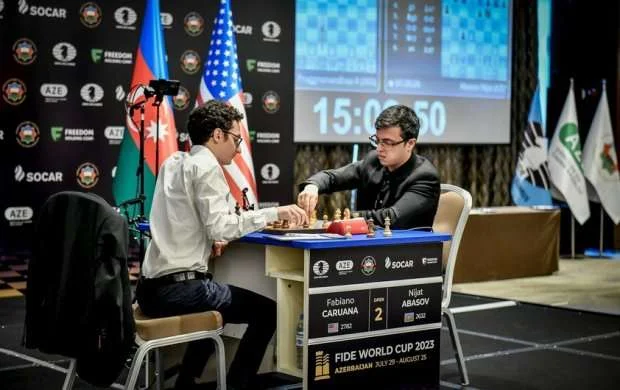 Nicat Abasov üçüncü yer uğrunda ilk oyunda qələbə qazandı 