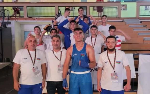 Azərbaycanın 2 boksçusu Avropa birinciliyində finala yüksəldi 