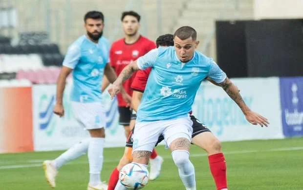 “Araz-Naxçıvan”la “Sumqayıt”dan heç-heçə 