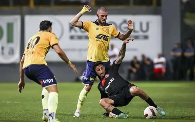 “Kayserispor”dan çətin qələbə 