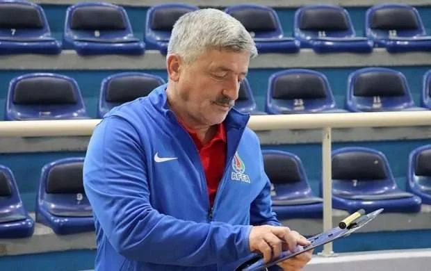 “Heyətin əksəriyyətini dəyişdik” - Millinin baş məşqçisi 