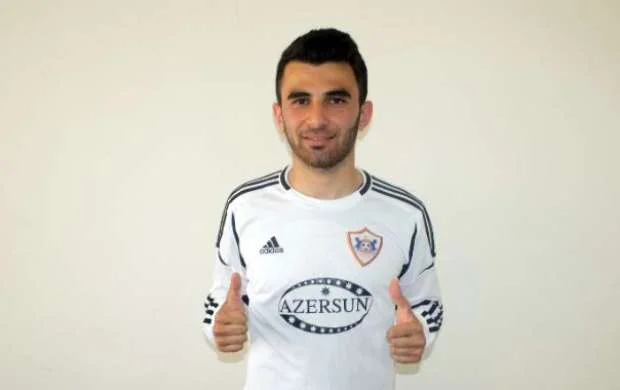 "Qarabağ"ın sabiq  futbolçusu Birinci Liqada çıxış edəcək 