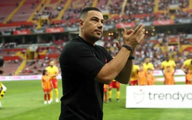 "Başakşehir" Emre Belözoğlunun yerinə onu gətirir 