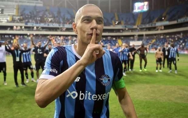 "Beşiktaş" 39 yaşlı futbolçu ilə razılığa gəldi 