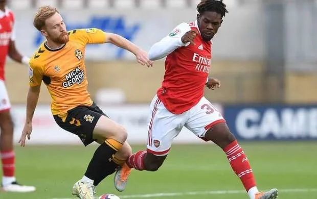 "Arsenal" yetirməsini Qətər klubuna satdı 