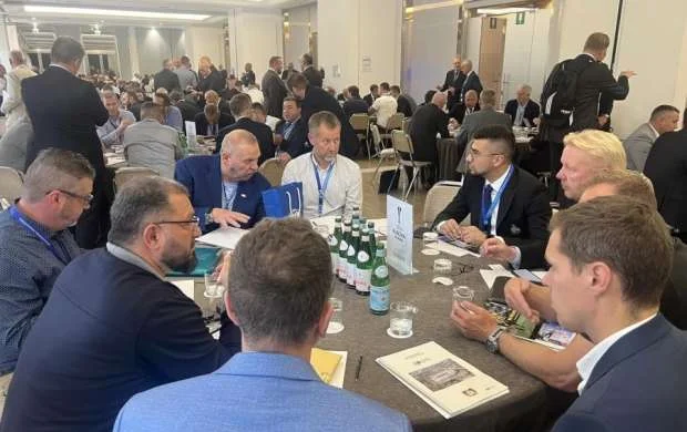 “Qarabağ” rəsmisi UEFA konfransında 