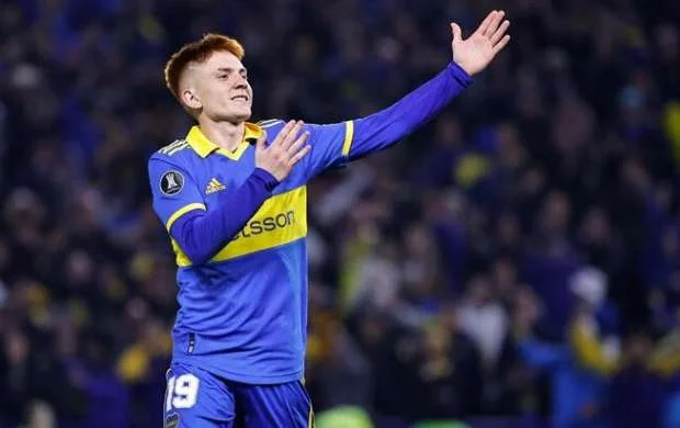 İngiltərə nəhəngi 19 yaşlı vunderkindin transferinə can atır 